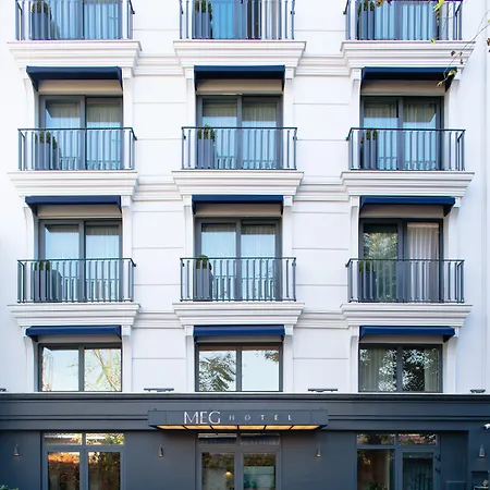 Hotel Meg 3*